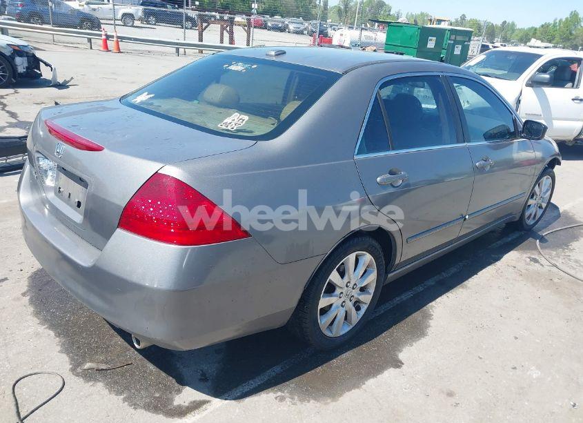 Photo 4 of 2007 Honda Accord 3.0 EX (VIN 1HGCM66577A081558)