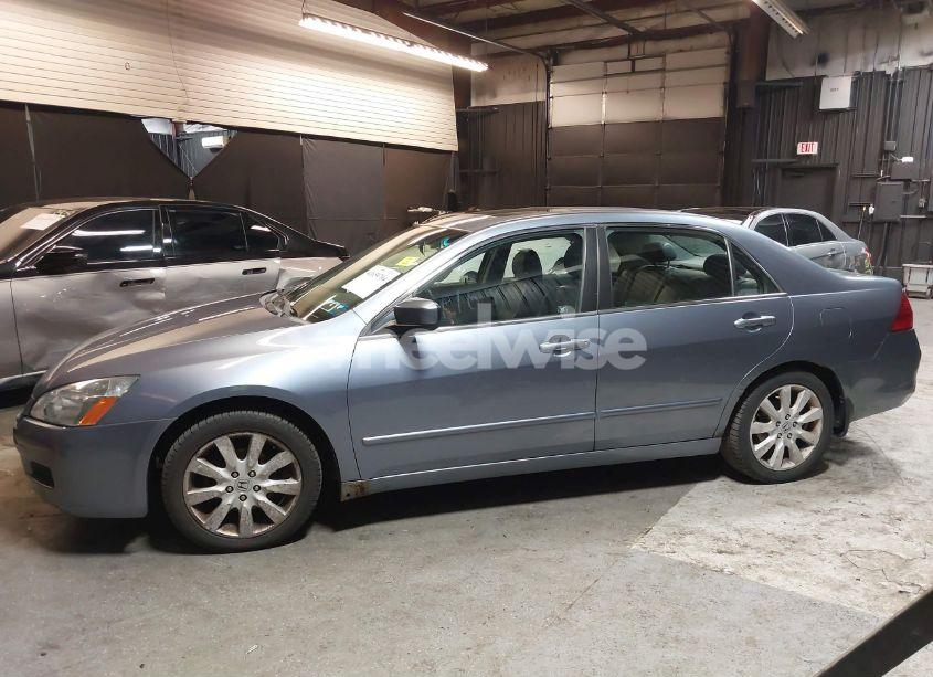 Photo 14 of 2007 Honda Accord 3.0 EX (VIN 1HGCM66577A087392)
