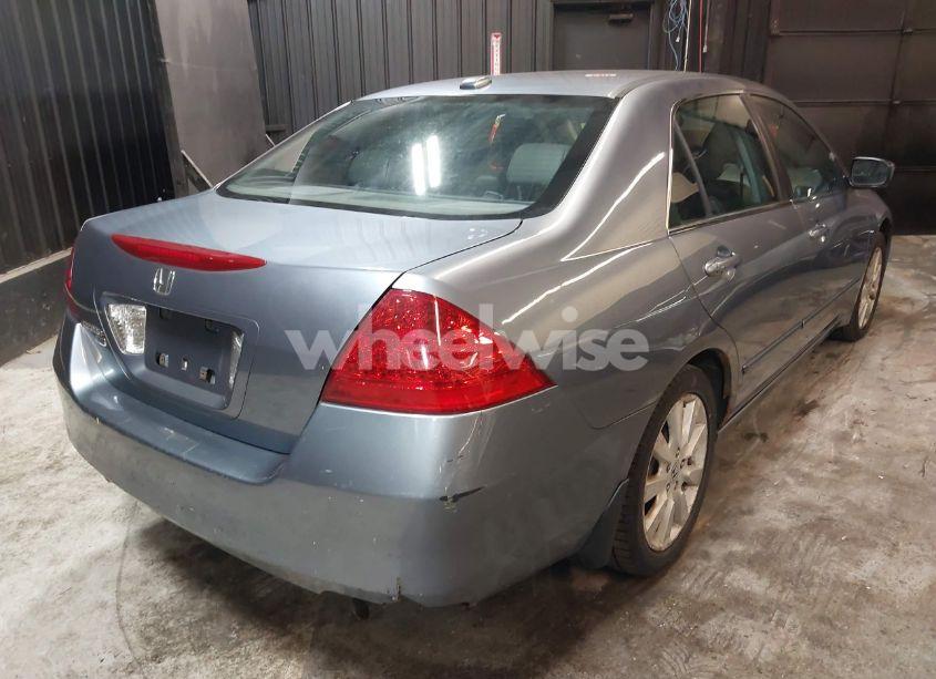 Photo 4 of 2007 Honda Accord 3.0 EX (VIN 1HGCM66577A087392)