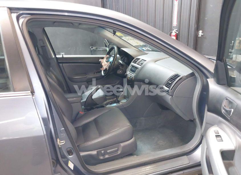 Photo 5 of 2007 Honda Accord 3.0 EX (VIN 1HGCM66577A087392)