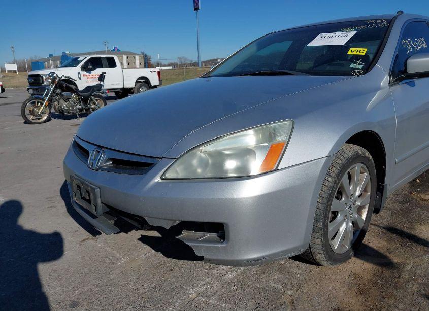 Photo 6 of 2007 Honda Accord 3.0 EX (VIN 1HGCM66577A091796)