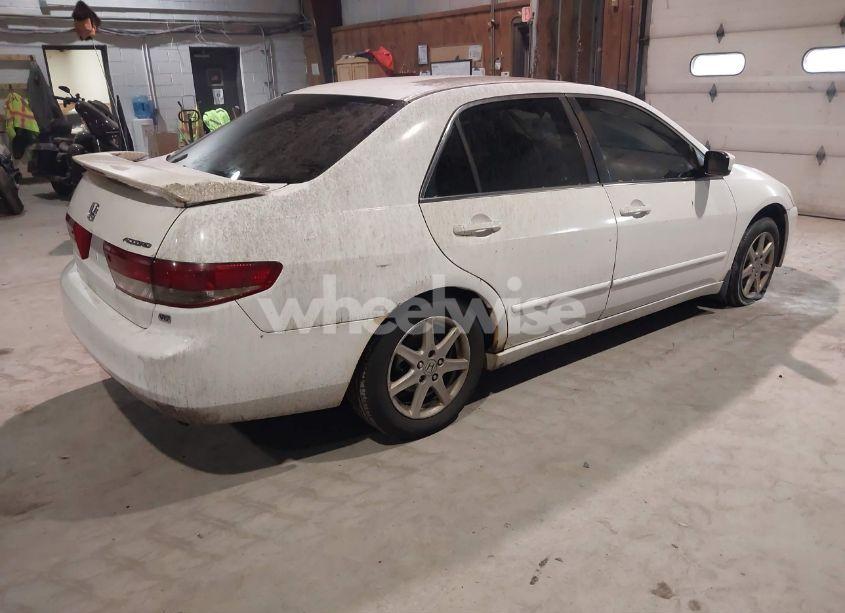 Photo 4 of 2003 Honda Accord 3.0 EX (VIN 1HGCM66583A002408)