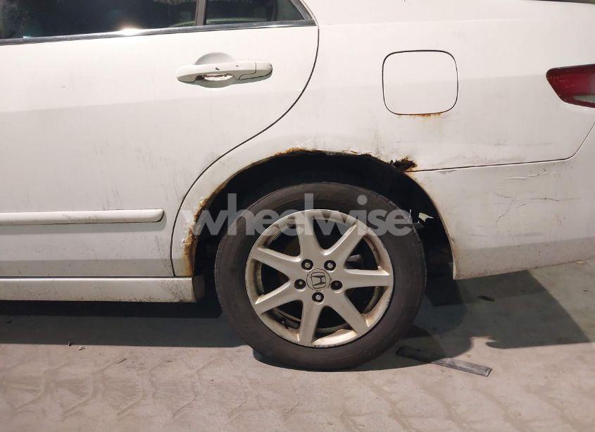 Photo 6 of 2003 Honda Accord 3.0 EX (VIN 1HGCM66583A002408)