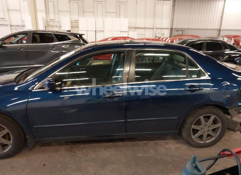 Photo 14 of 2003 Honda Accord 3.0 EX (VIN 1HGCM66583A055917)