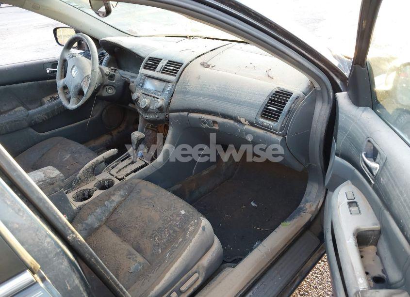 Photo 5 of 2004 Honda Accord 3.0 EX (VIN 1HGCM66584A013085)