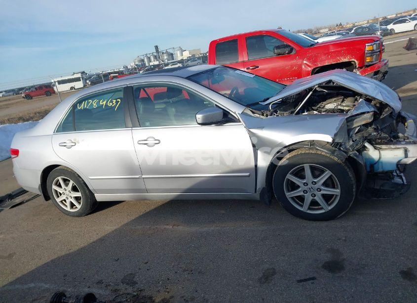 Photo 13 of 2004 Honda Accord 3.0 EX (VIN 1HGCM66584A104079)