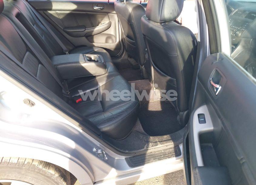 Photo 8 of 2004 Honda Accord 3.0 EX (VIN 1HGCM66584A104079)