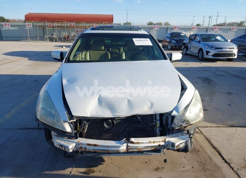Photo 12 of 2005 Honda Accord 3.0 EX (VIN 1HGCM66585A008275)