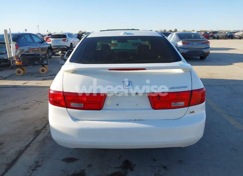 Photo 16 of 2005 Honda Accord 3.0 EX (VIN 1HGCM66585A008275)