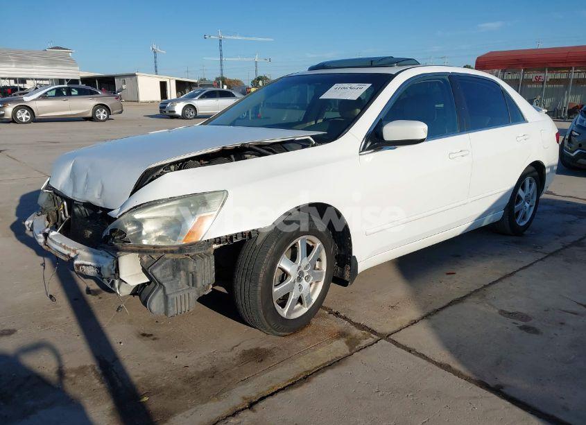 Photo 2 of 2005 Honda Accord 3.0 EX (VIN 1HGCM66585A008275)