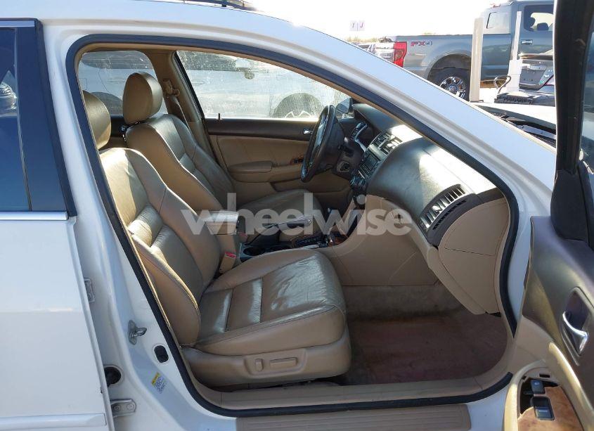 Photo 5 of 2005 Honda Accord 3.0 EX (VIN 1HGCM66585A008275)