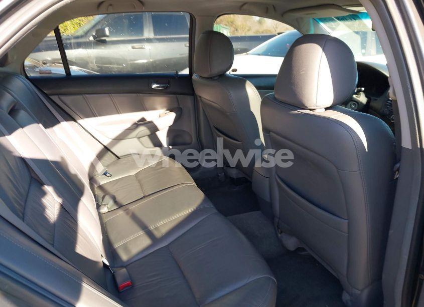 Photo 8 of 2005 Honda Accord 3.0 EX (VIN 1HGCM66585A011936)