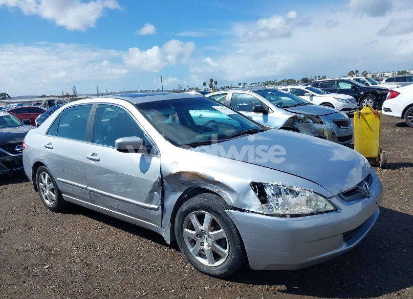 Photo 6 of 2005 Honda Accord 3.0 EX (VIN 1HGCM66585A037579)