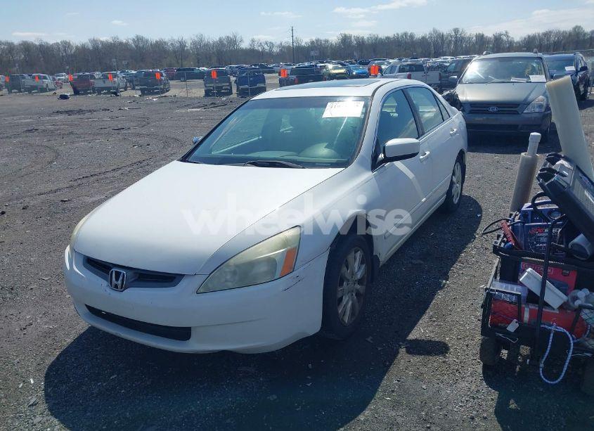 Photo 2 of 2005 Honda Accord 3.0 EX (VIN 1HGCM66585A068508)