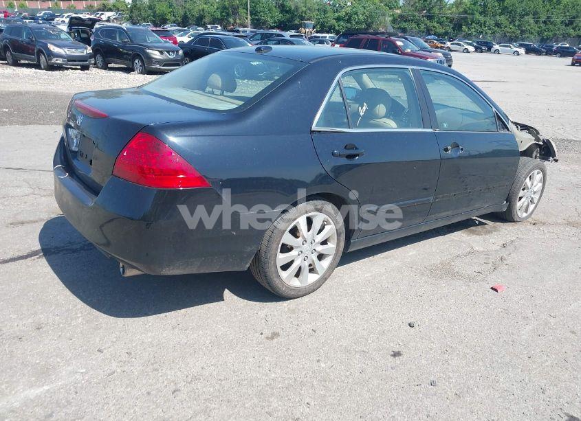 Photo 4 of 2006 Honda Accord 3.0 EX (VIN 1HGCM66586A015244)