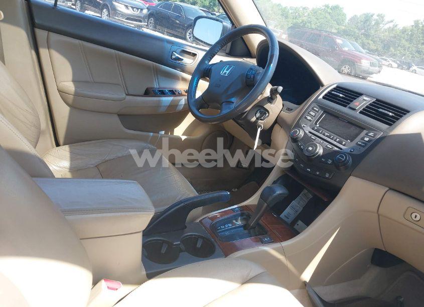 Photo 5 of 2006 Honda Accord 3.0 EX (VIN 1HGCM66586A015244)