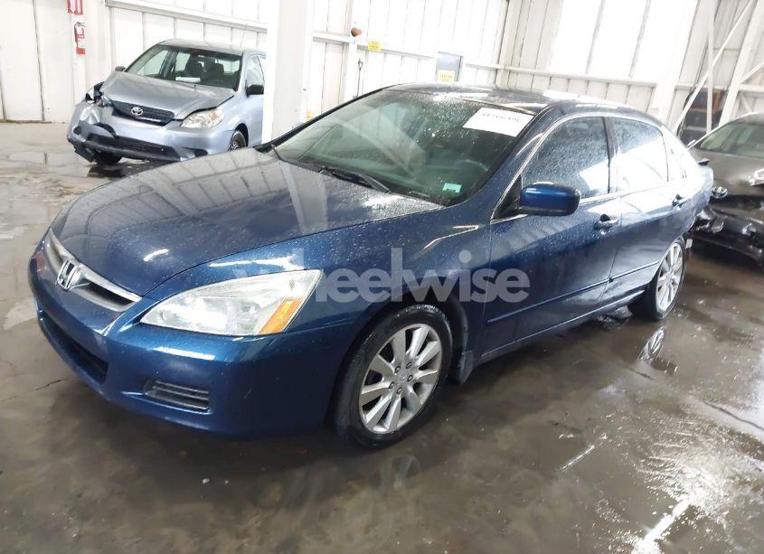 Photo 2 of 2006 Honda Accord 3.0 EX (VIN 1HGCM66586A044758)