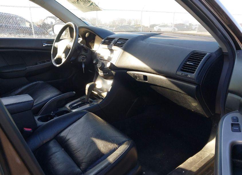 Photo 5 of 2006 Honda Accord 3.0 EX (VIN 1HGCM66586A075640)