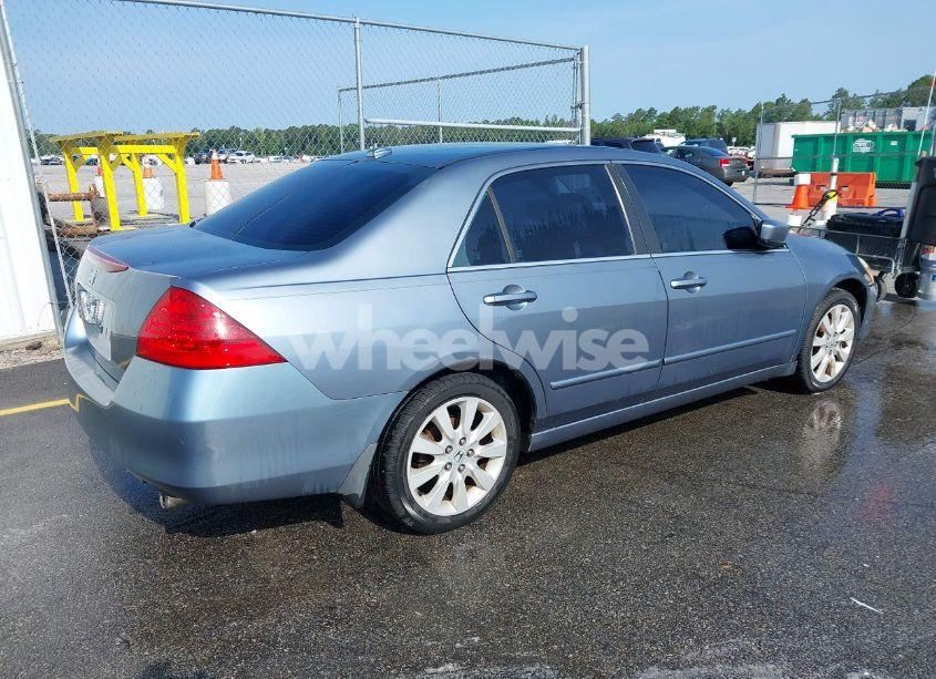 Photo 4 of 2007 Honda Accord 3.0 EX (VIN 1HGCM66587A024754)