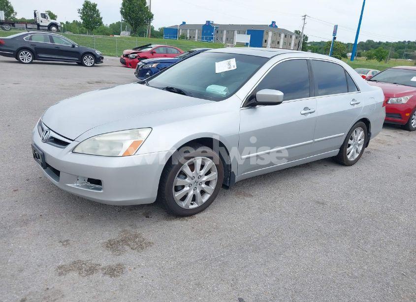 Photo 2 of 2007 Honda Accord 3.0 EX (VIN 1HGCM66587A029372)