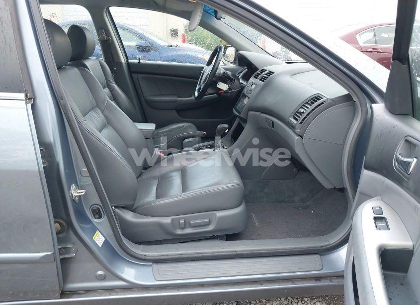 Photo 5 of 2007 Honda Accord 3.0 EX (VIN 1HGCM66587A043563)