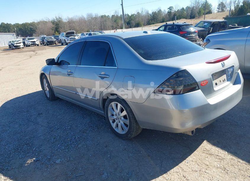 Photo 3 of 2007 Honda Accord 3.0 EX (VIN 1HGCM66587A074344)