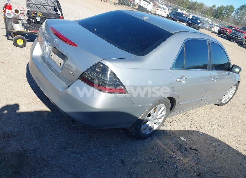 Photo 4 of 2007 Honda Accord 3.0 EX (VIN 1HGCM66587A074344)