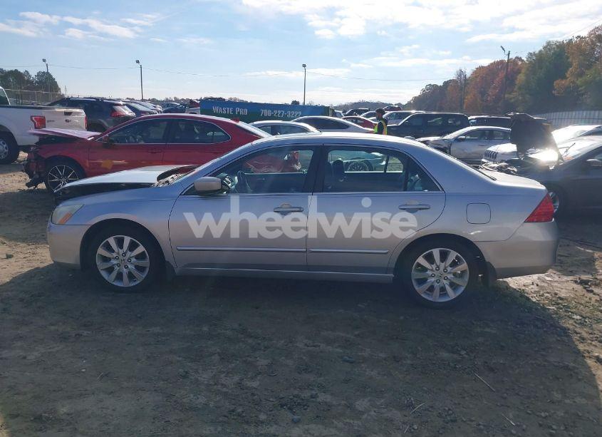 Photo 14 of 2007 Honda Accord 3.0 EX (VIN 1HGCM66587A094996)