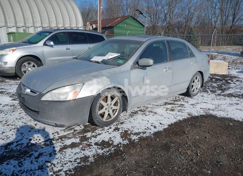 Photo 2 of 2003 Honda Accord 3.0 EX (VIN 1HGCM66593A002921)