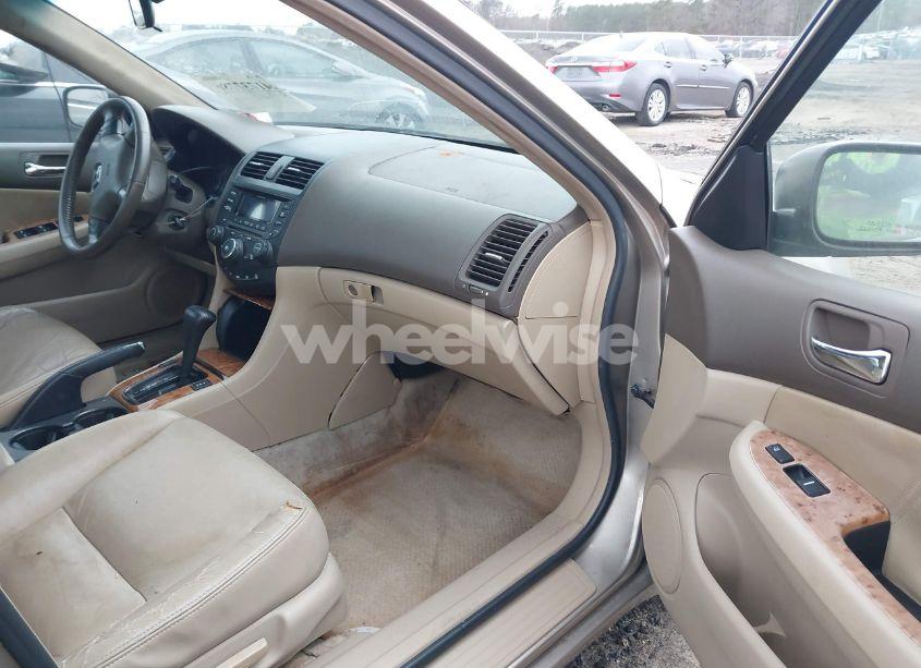 Photo 5 of 2003 Honda Accord 3.0 EX (VIN 1HGCM66593A003969)