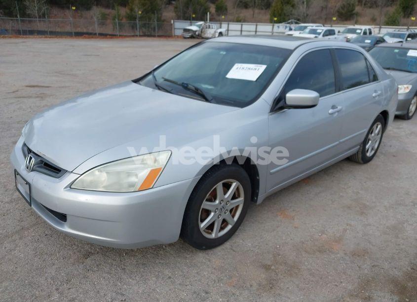 Photo 2 of 2003 Honda Accord 3.0 EX (VIN 1HGCM66593A005673)