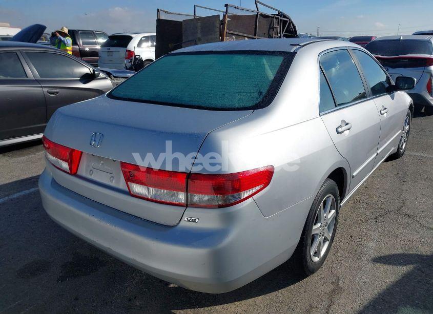 Photo 4 of 2003 Honda Accord 3.0 EX (VIN 1HGCM66593A028922)