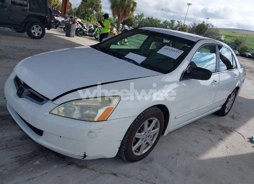 Photo 2 of 2003 Honda Accord 3.0 EX (VIN 1HGCM66593A034493)