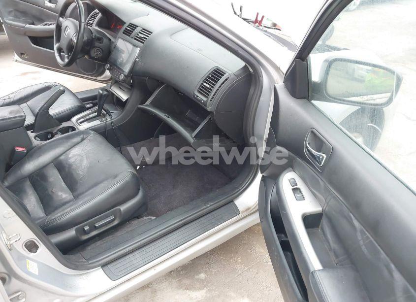 Photo 5 of 2003 Honda Accord 3.0 EX (VIN 1HGCM66593A052041)