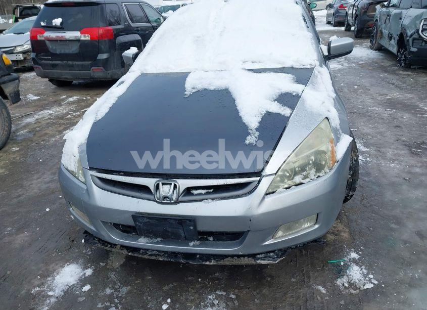 Photo 12 of 2003 Honda Accord 3.0 EX (VIN 1HGCM66593A093625)