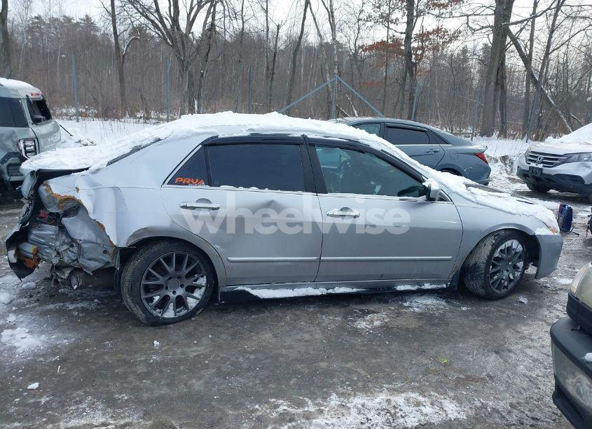 Photo 13 of 2003 Honda Accord 3.0 EX (VIN 1HGCM66593A093625)