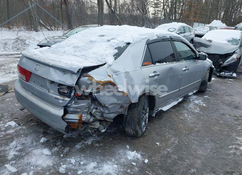 Photo 4 of 2003 Honda Accord 3.0 EX (VIN 1HGCM66593A093625)