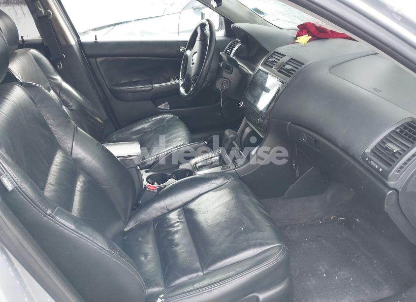 Photo 5 of 2003 Honda Accord 3.0 EX (VIN 1HGCM66593A093625)