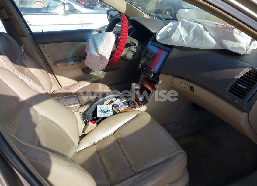 Photo 5 of 2003 Honda Accord 3.0 EX (VIN 1HGCM66593A103506)