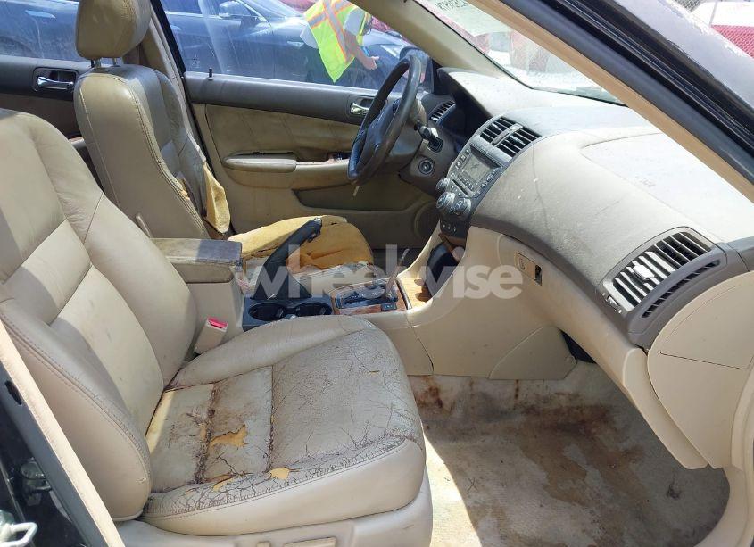 Photo 5 of 2004 Honda Accord 3.0 EX (VIN 1HGCM66594A008025)