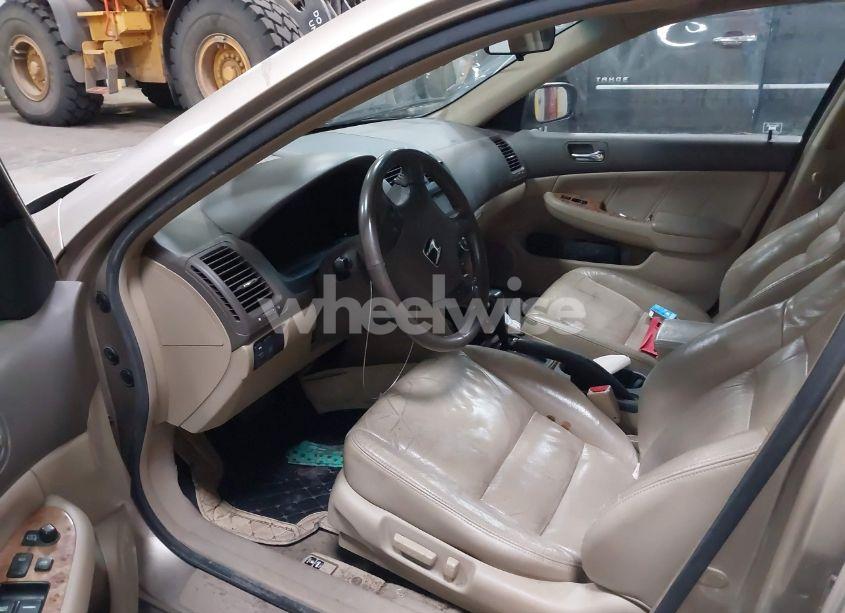 Photo 5 of 2004 Honda Accord 3.0 EX (VIN 1HGCM66594A014861)