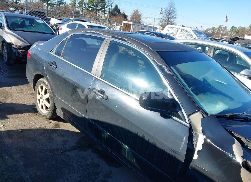 Photo 13 of 2005 Honda Accord 3.0 EX (VIN 1HGCM66595A016420)