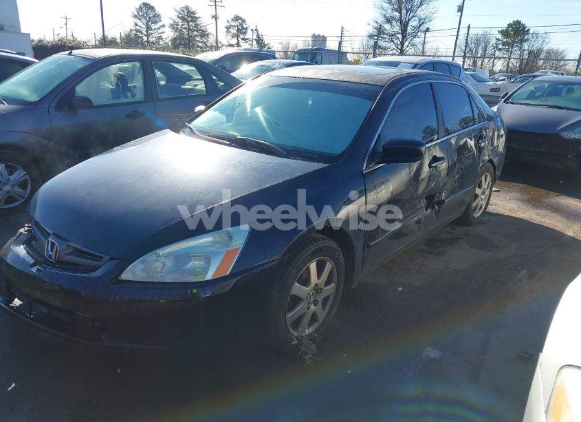Photo 2 of 2005 Honda Accord 3.0 EX (VIN 1HGCM66595A016420)