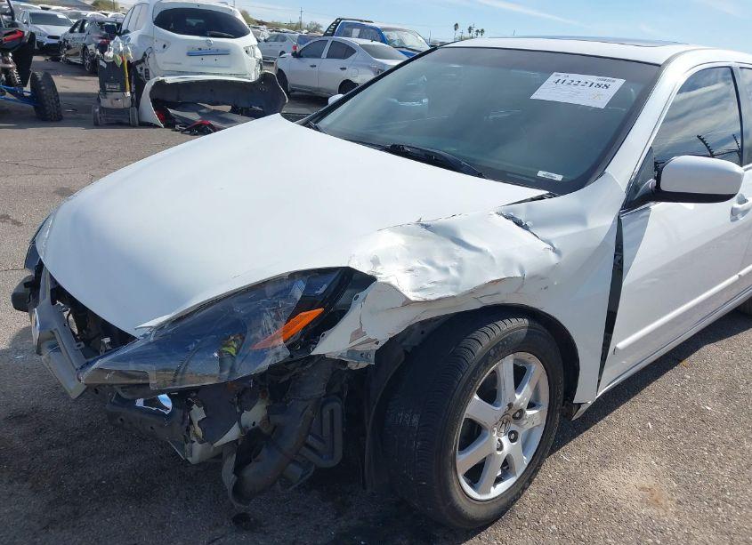 Photo 6 of 2005 Honda Accord 3.0 EX (VIN 1HGCM66595A025831)