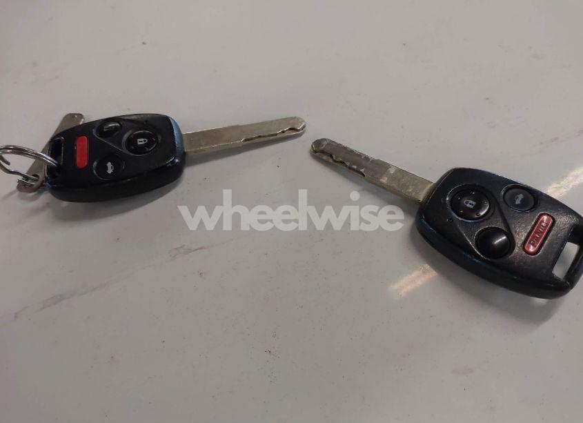 Photo 11 of 2005 Honda Accord 3.0 EX (VIN 1HGCM66595A055248)