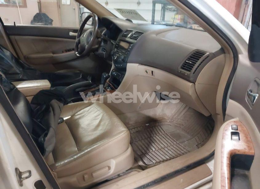 Photo 5 of 2005 Honda Accord 3.0 EX (VIN 1HGCM66595A055248)