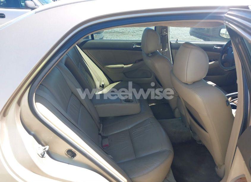 Photo 8 of 2005 Honda Accord 3.0 EX (VIN 1HGCM66595A069893)