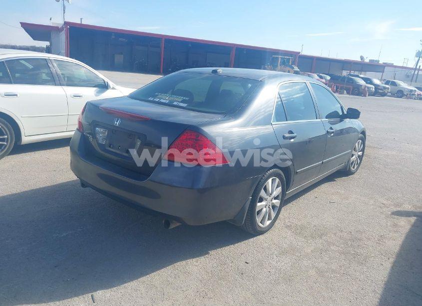 Photo 4 of 2006 Honda Accord 3.0 EX (VIN 1HGCM66596A011994)