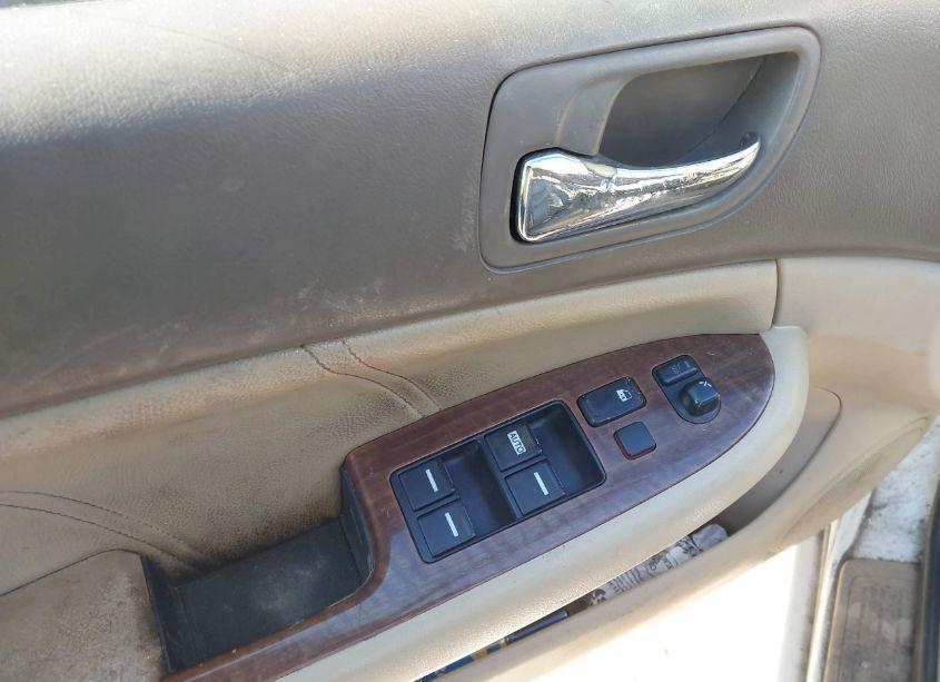 Photo 16 of 2006 Honda Accord 3.0 EX (VIN 1HGCM66596A022025)