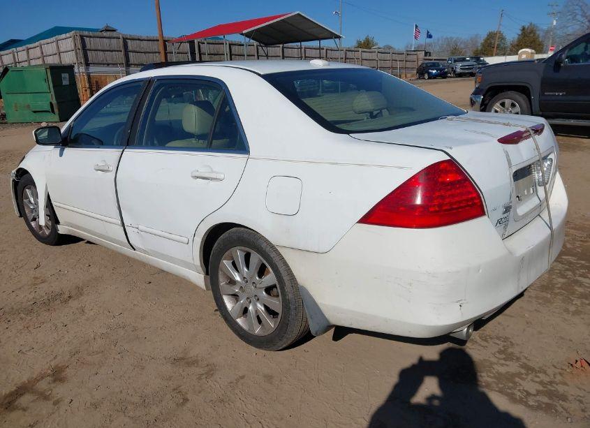 Photo 3 of 2006 Honda Accord 3.0 EX (VIN 1HGCM66596A022025)